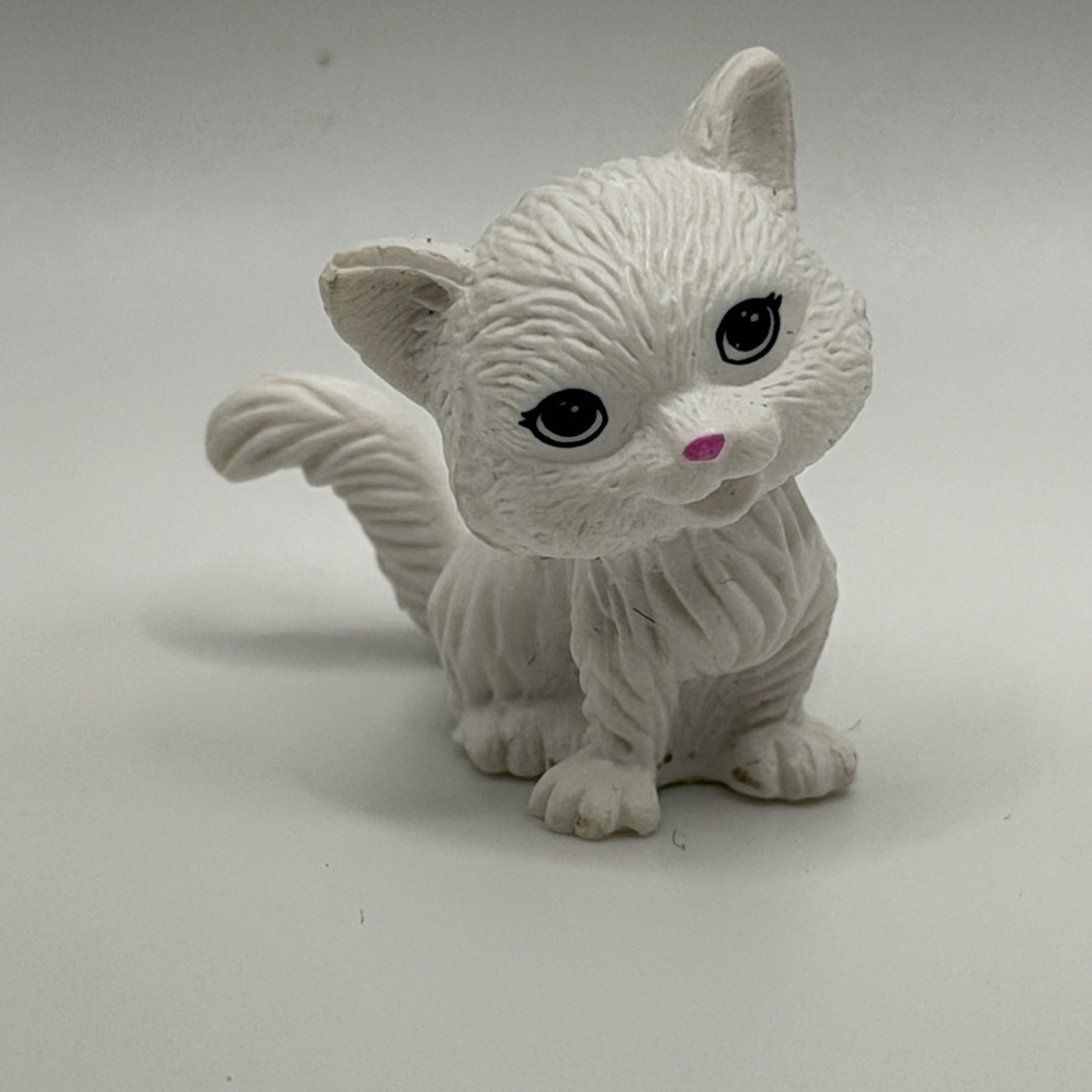 Barbie Pet Boutique Doll White Cat‎ Kitten